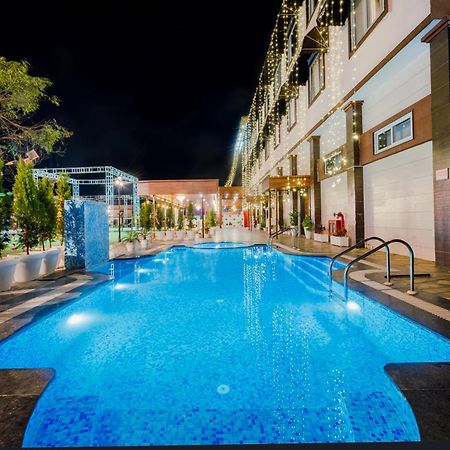 Hotel Vasdaa Grand 德拉敦 外观 照片