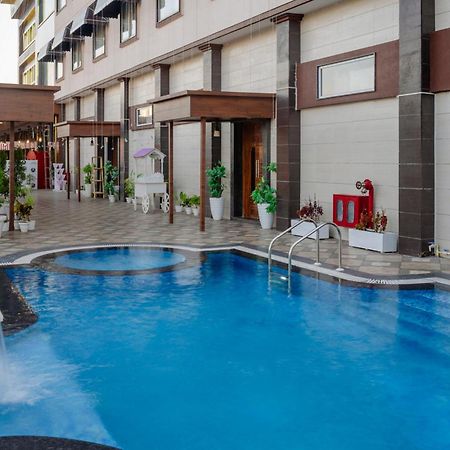 Hotel Vasdaa Grand 德拉敦 外观 照片