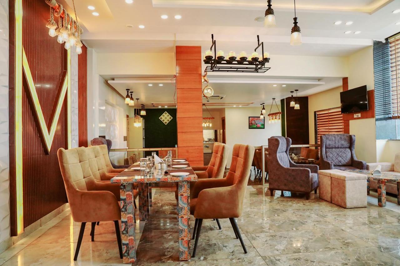 Hotel Vasdaa Grand 德拉敦 外观 照片