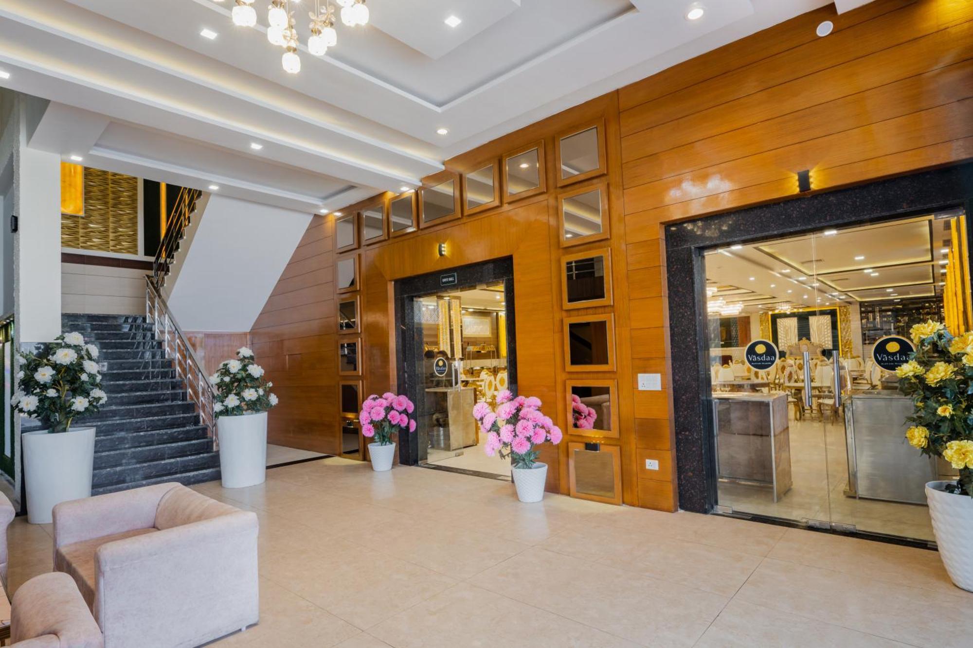 Hotel Vasdaa Grand 德拉敦 外观 照片