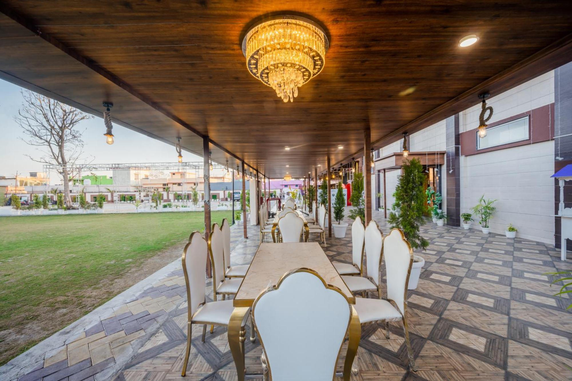 Hotel Vasdaa Grand 德拉敦 外观 照片