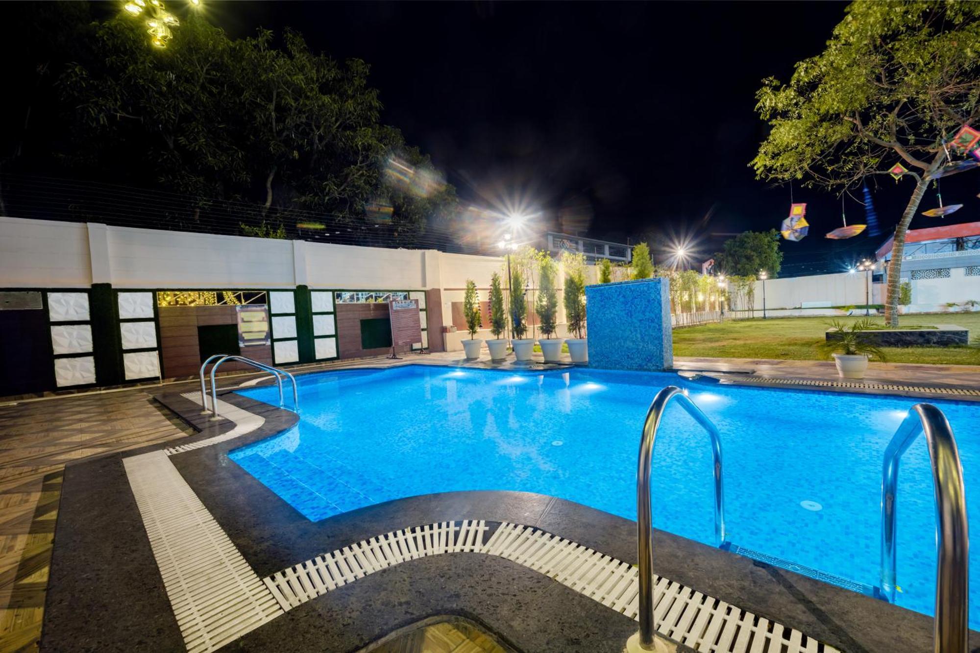 Hotel Vasdaa Grand 德拉敦 外观 照片